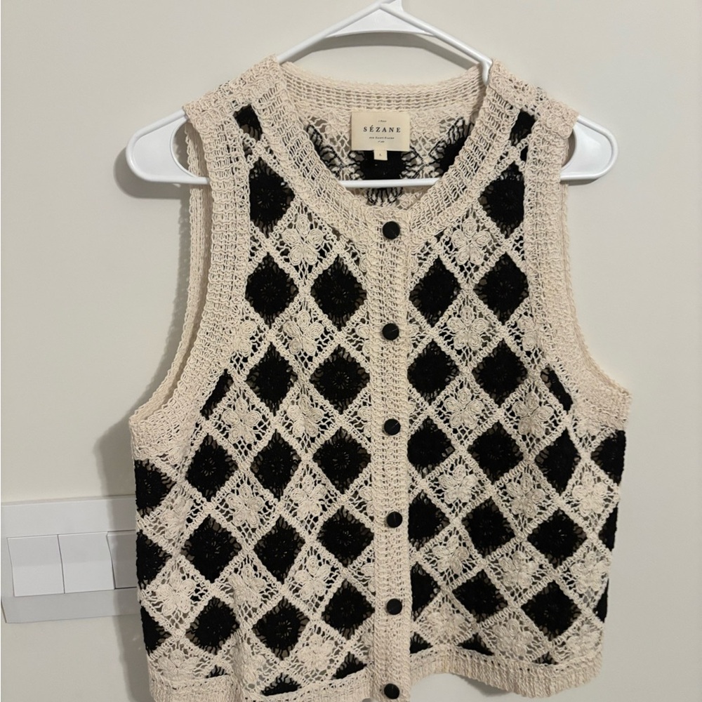 Sezane Black and Cream Ron Vest